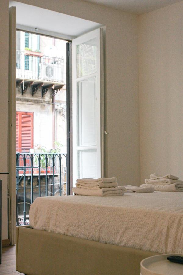 Quattrocantiapartments Palermo Exteriör bild