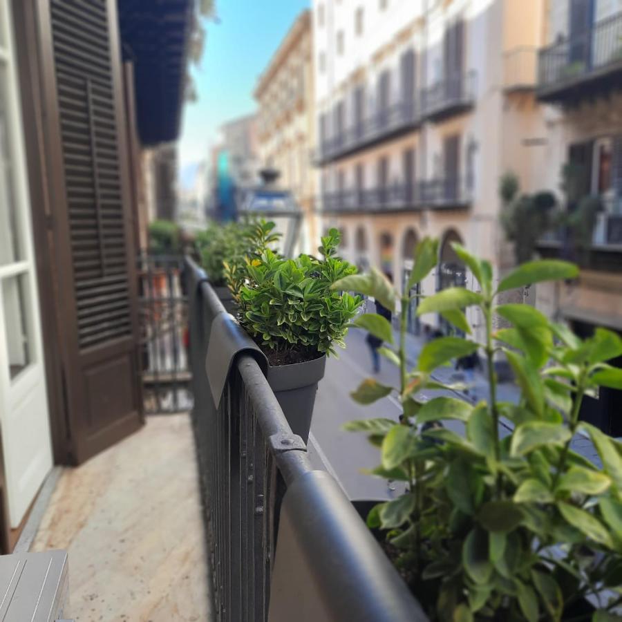Quattrocantiapartments Palermo Exteriör bild